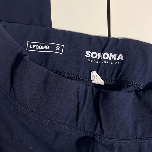 🟡2/$15⭐️Navy Blue leggings - Picture 2 of 4